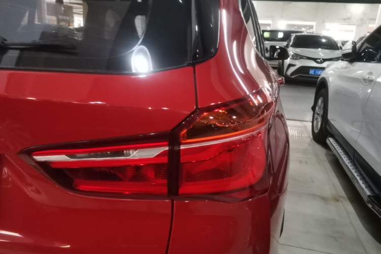 Used BMW X1 2019 sDrive20Li Leading Model Exterior 3