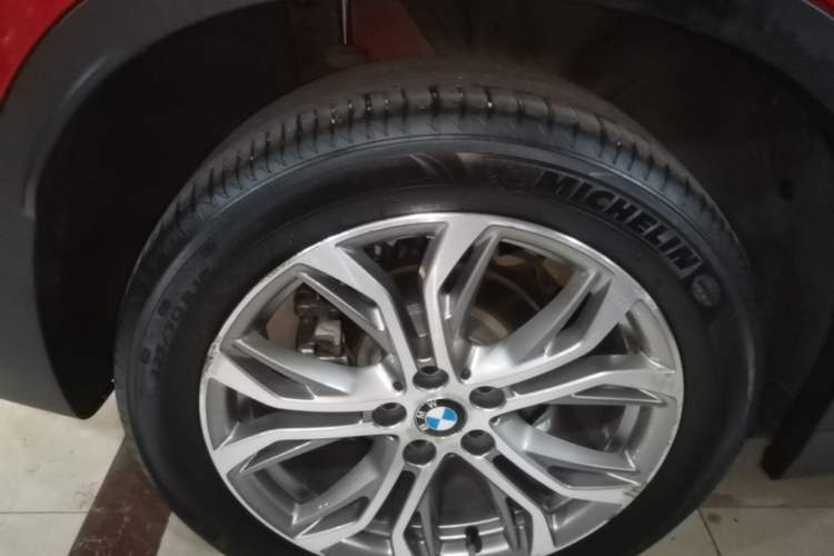 Used BMW X1 2019 sDrive20Li Leading Model Exterior 5