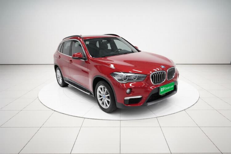 Used BMW X1 2019 sDrive18Li Fashion Model Front Right 45 Deg