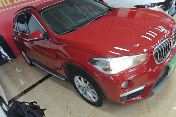 Used BMW X1 2019 sDrive18Li Fashion Model Front Right 45 Deg