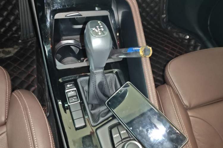 Used BMW X1 2019 sDrive18Li Premium Edition Gear Lever