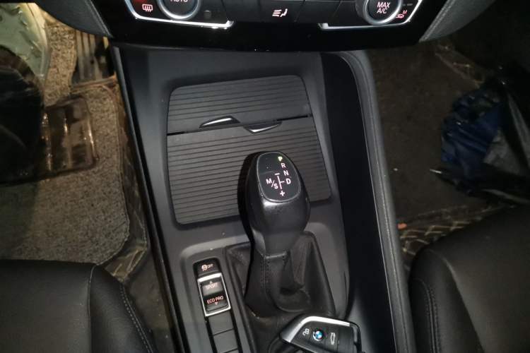 Used BMW X1 2019 sDrive20Li Leading Model Gear Lever