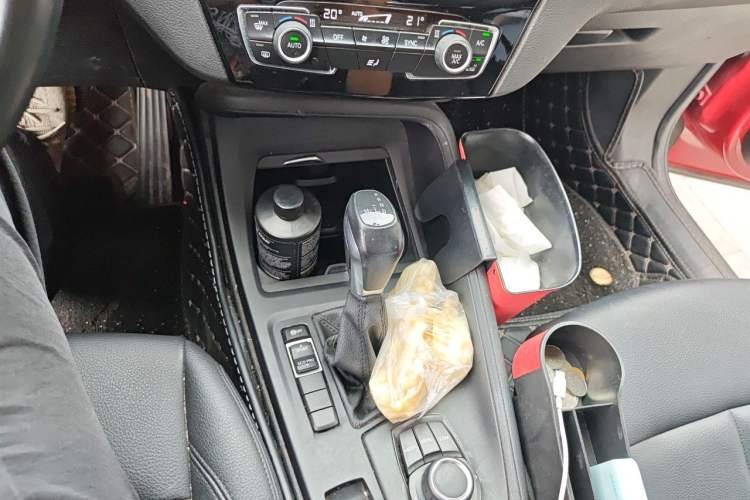 Used BMW X1 2019 sDrive20Li Leading Model Gear Lever