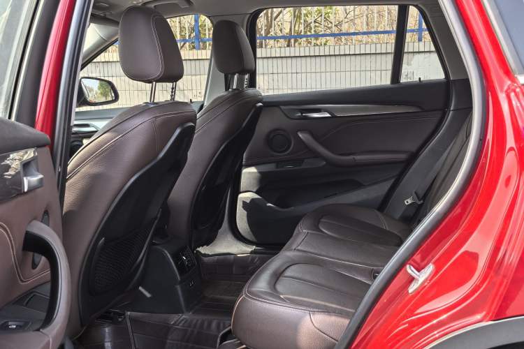 Used BMW X1 2019 sDrive18Li Premium Edition Interior 2
