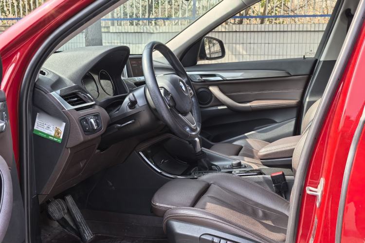Used BMW X1 2019 sDrive18Li Premium Edition Interior 4