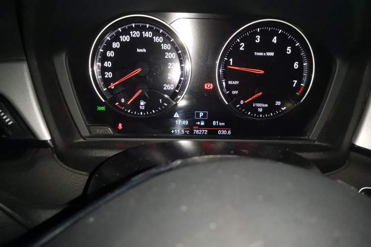 Used BMW X1 2019 sDrive20Li Leading Model Odometer Close Up