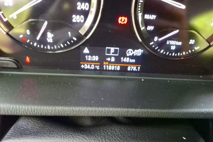 Used BMW X1 2019 sDrive18Li Fashion Model Odometer Close Up