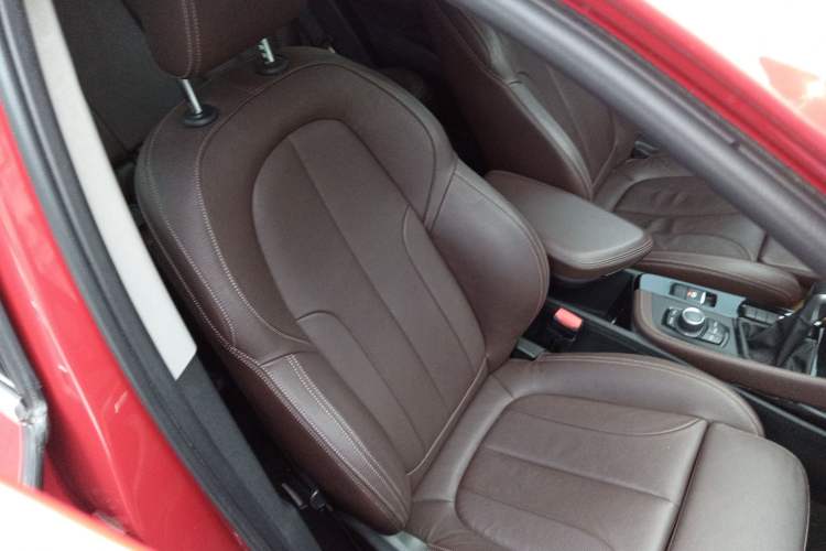 Used BMW X1 2019 sDrive18Li Premium Edition Right Front Seat