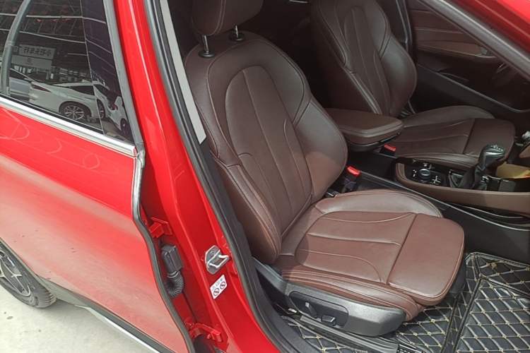 Used BMW X1 2019 sDrive18Li Premium Edition Right Front Seat