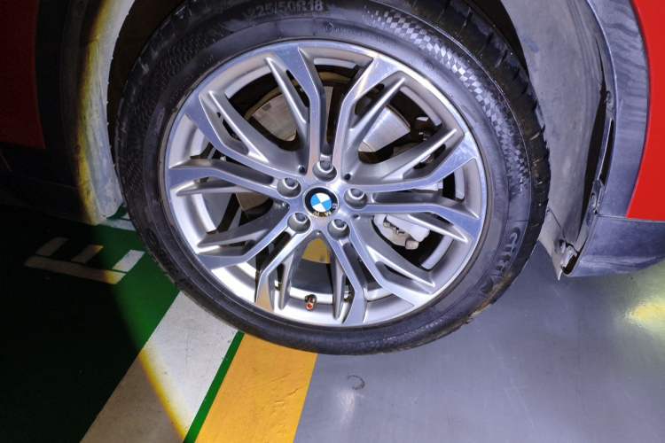 Used BMW X1 2019 sDrive20Li Leading Model Right Front Wheel Hub