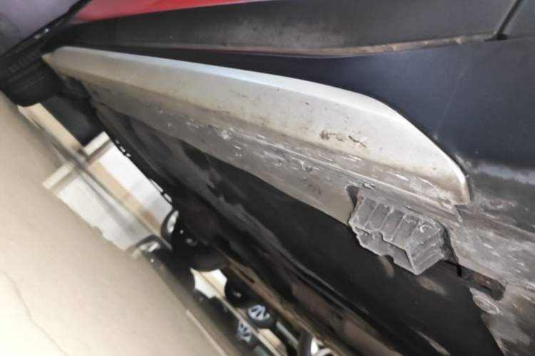 Used BMW X1 2019 sDrive18Li Premium Edition Right Side Sill