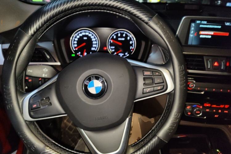 Used BMW X1 2019 sDrive18Li Premium Edition Steering Wheel