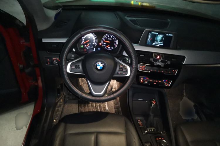 Used BMW X1 2019 sDrive20Li Leading Model Steering Wheel