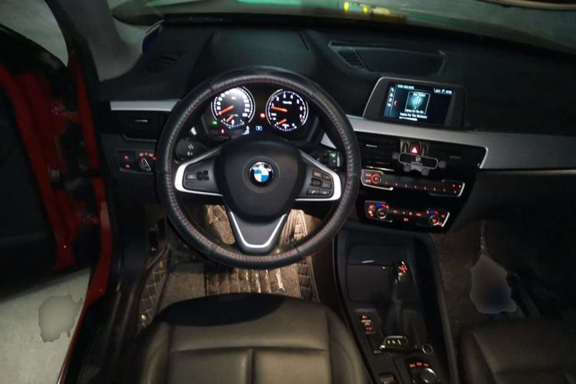 Used BMW X1 2019 sDrive20Li Leading Model Steering Wheel