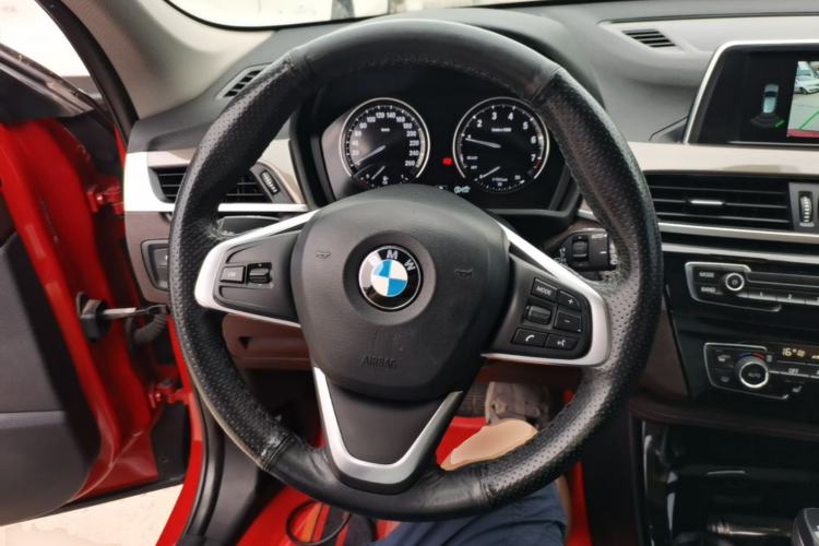 Used BMW X1 2019 sDrive18Li Premium Edition Steering Wheel
