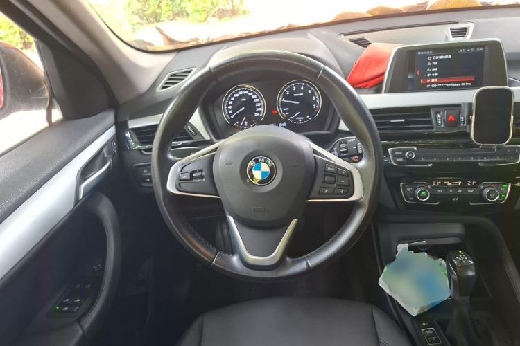 Used BMW X1 2019 sDrive18Li Fashion Model Steering Wheel