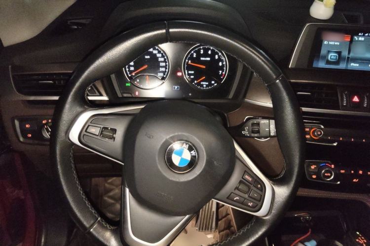 Used BMW X1 2019 sDrive18Li Premium Edition Steering Wheel