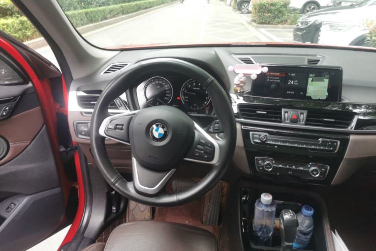 Used BMW X1 2019 xDrive20Li Luxury Model Steering Wheel