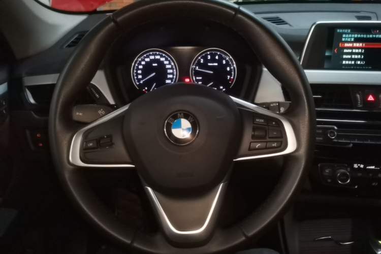 Used BMW X1 2019 sDrive20Li Leading Model Steering Wheel