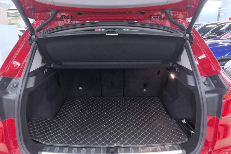 Used BMW X1 2019 sDrive18Li Fashion Model Trunk
