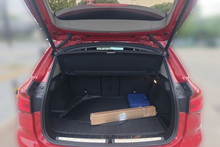 Used BMW X1 2019 sDrive20Li Leading Model Trunk