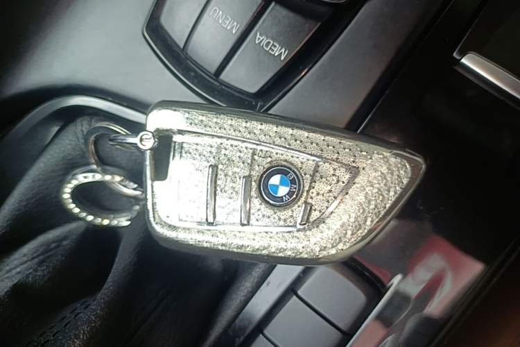 Used BMW X1 2019 sDrive18Li Premium Edition Vehicle Key