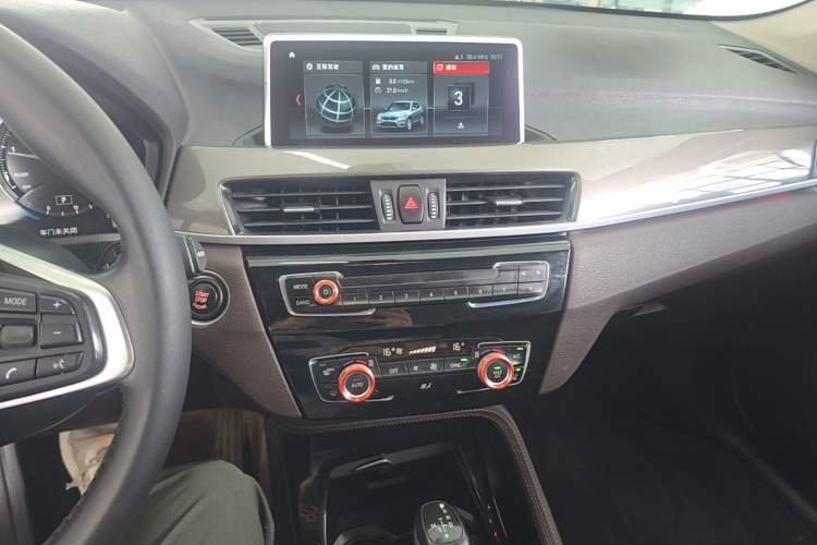 Used BMW X1 2019 xDrive20Li Luxury Model Audio And AC Panel