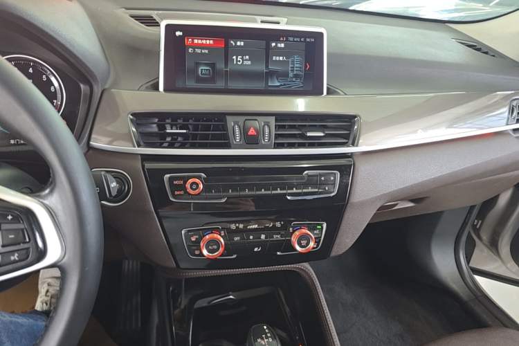 Used BMW X1 2019 xDrive20Li Luxury Model Audio And AC Panel