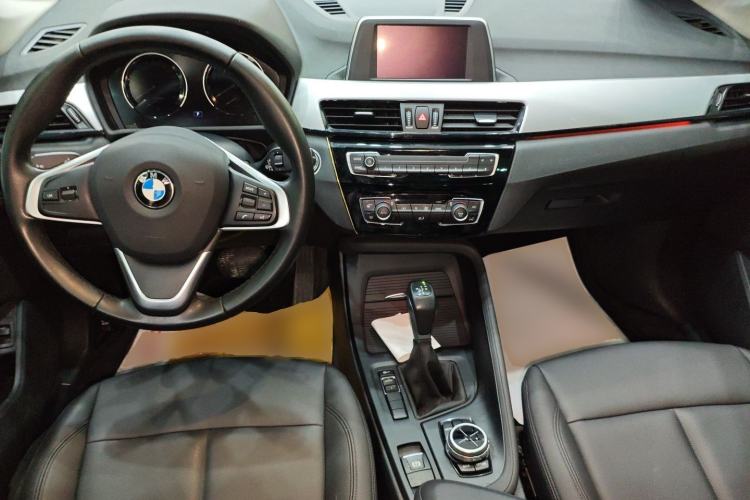 Used BMW X1 2019 sDrive18Li Fashion Model Center Console