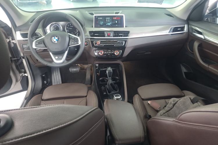 Used BMW X1 2019 xDrive20Li Luxury Model Center Console