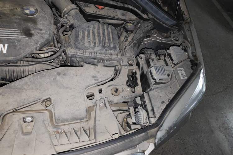 Used BMW X1 2019 sDrive20Li Leading Model Engine Bay Left