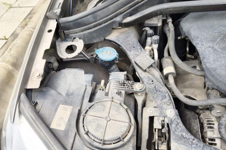 Used BMW X1 2019 sDrive18Li Fashion Model Engine Bay Right