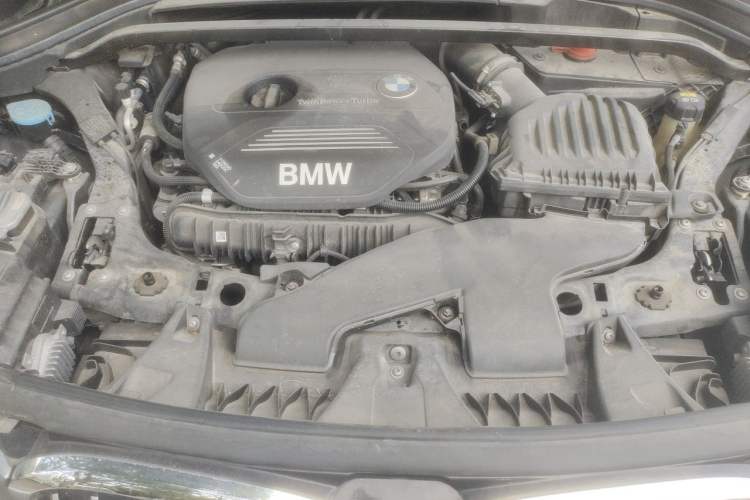 Used BMW X1 2019 sDrive20Li Leading Model Engine Bay