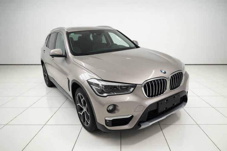 Used BMW X1 2019 xDrive20Li Luxury Model Front Right 45 Deg