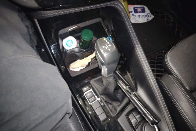 Used BMW X1 2019 sDrive18Li Premium Edition Gear Lever