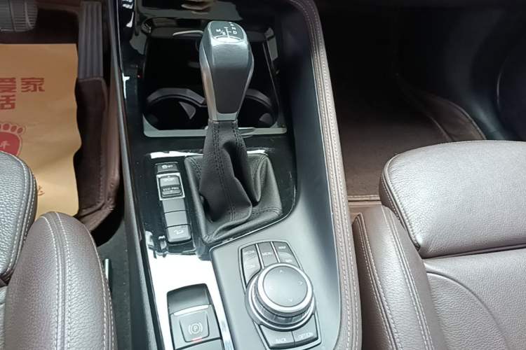 Used BMW X1 2019 xDrive20Li Luxury Model Gear Lever