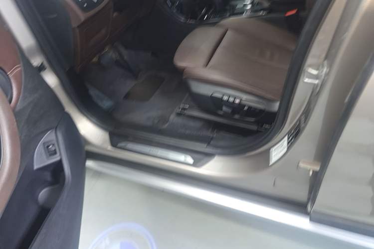 Used BMW X1 2019 xDrive20Li Luxury Model Left Side Sill