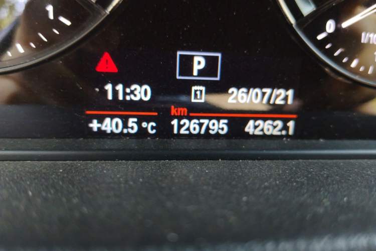 Used BMW X1 2019 sDrive18Li Premium Edition Odometer Close Up