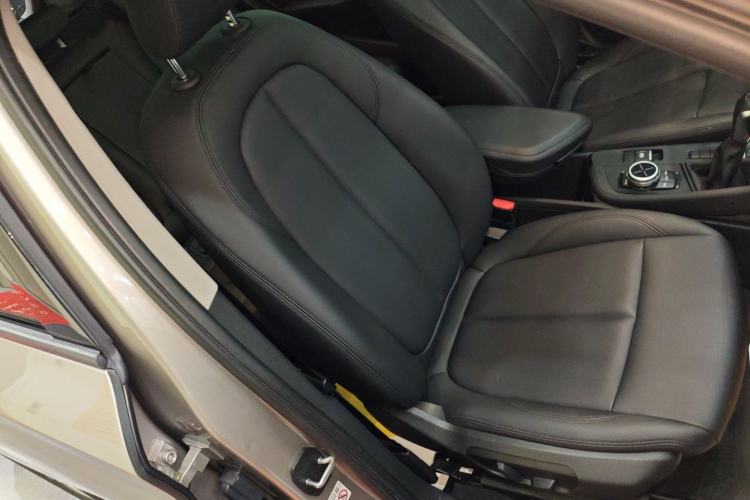 Used BMW X1 2019 sDrive18Li Fashion Model Right Front Seat