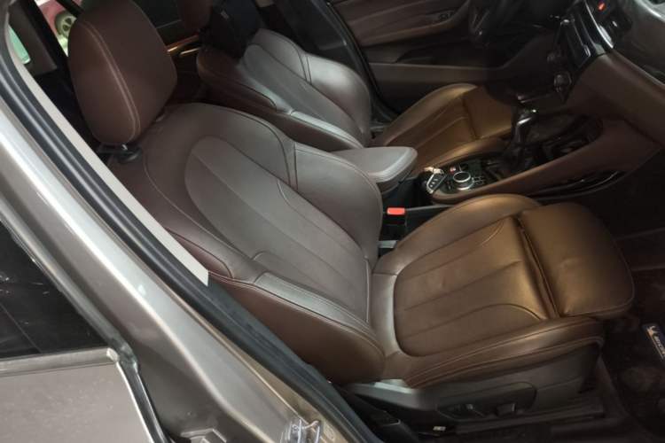Used BMW X1 2019 xDrive20Li Luxury Model Right Front Seat