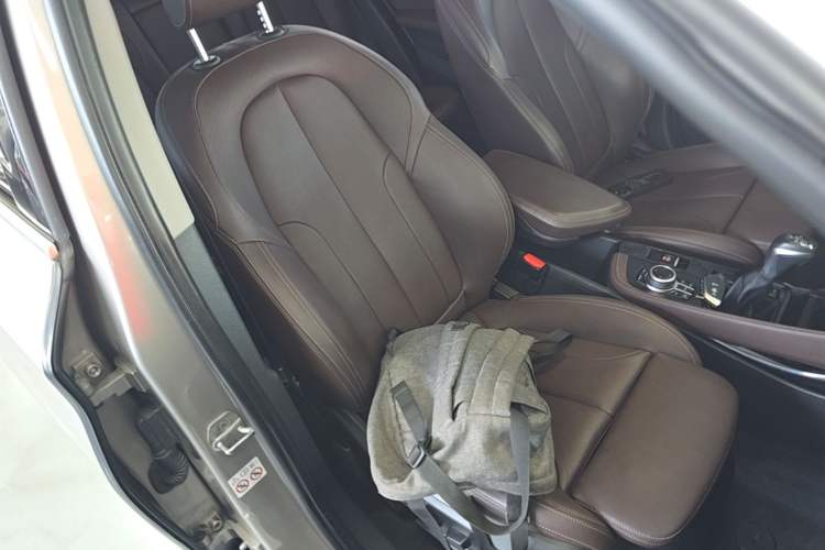 Used BMW X1 2019 xDrive20Li Luxury Model Right Front Seat