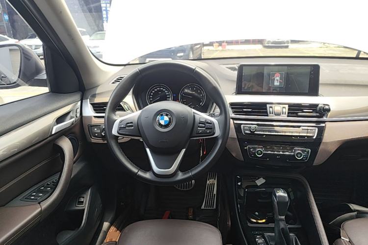 Used BMW X1 2019 sDrive18Li Premium Edition Steering Wheel