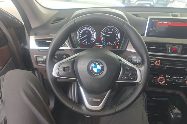 Used BMW X1 2019 xDrive20Li Luxury Model Steering Wheel