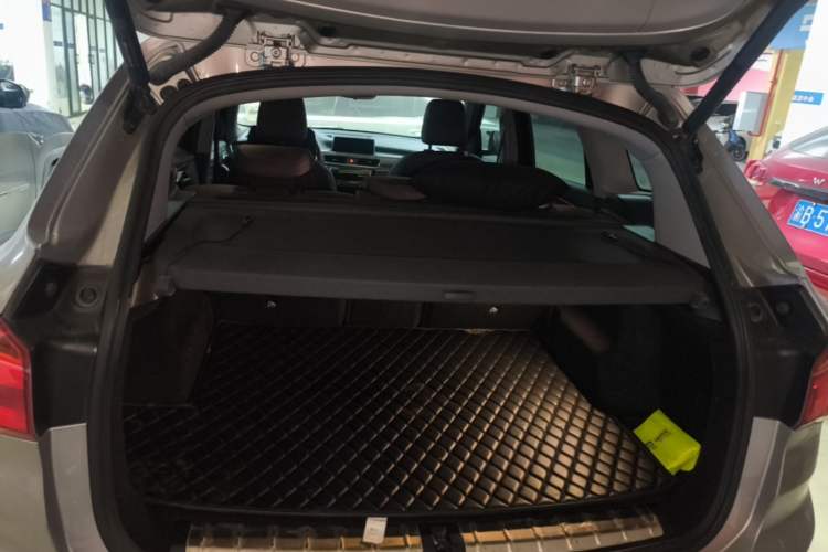 Used BMW X1 2019 xDrive20Li Luxury Model Trunk