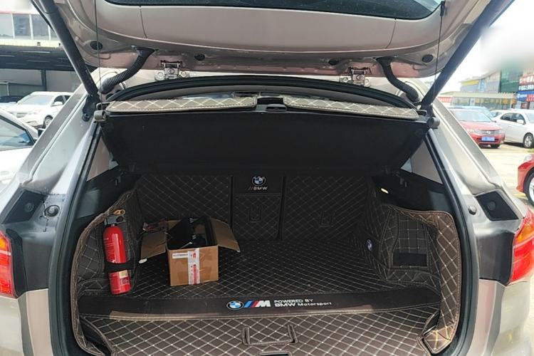 Used BMW X1 2019 sDrive18Li Premium Edition Trunk