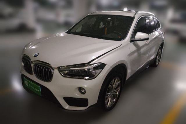 Ojetý BMW X1 2019 sDrive20Li Leading Model