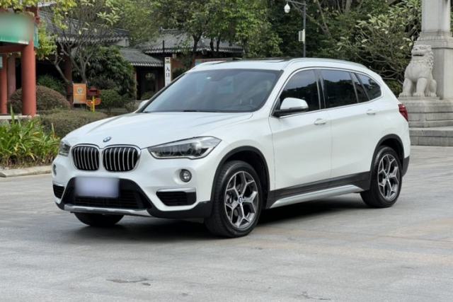 Ojetý BMW X1 2019 sDrive18Li Premium Edition