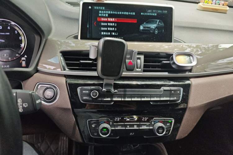 Used BMW X1 2019 xDrive20Li Luxury Model Audio And AC Panel