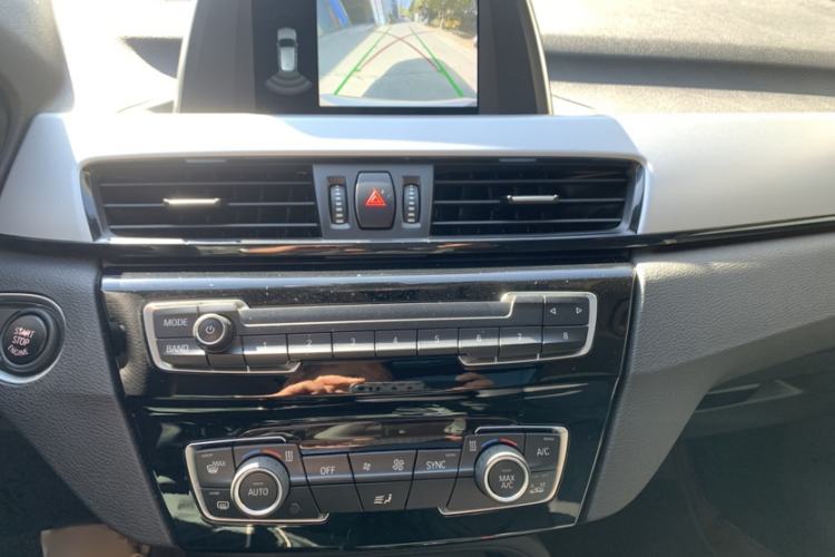 Used BMW X1 2019 sDrive20Li Leading Model Audio And AC Panel