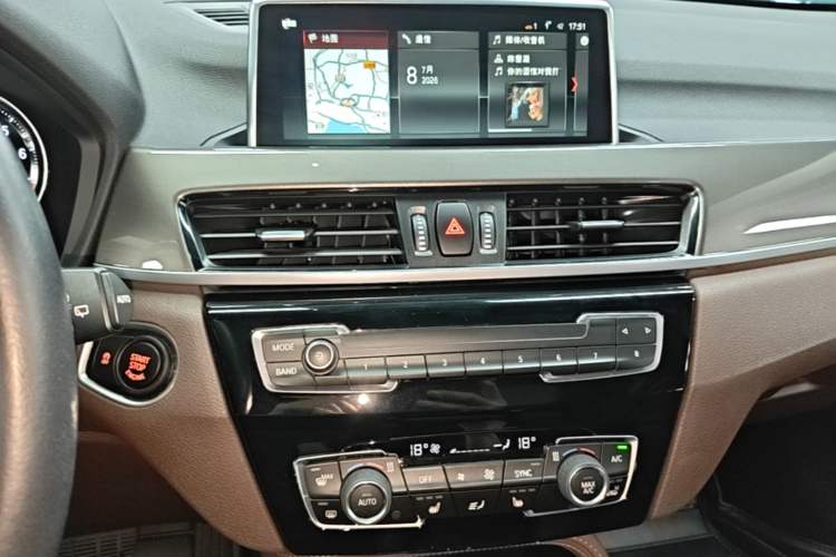 Used BMW X1 2019 xDrive20Li Luxury Edition Audio And AC Panel